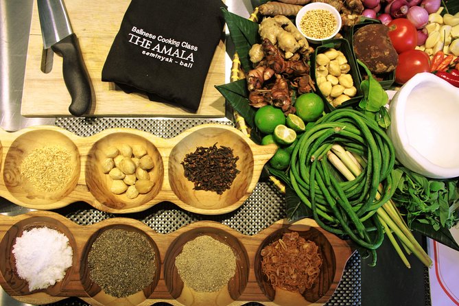 Balinese Cooking Class in Seminyak - The apron and certificate are useful finishing touches