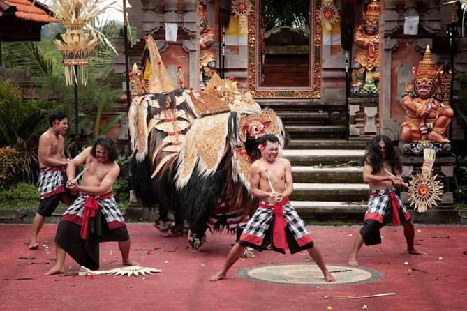 Barong Dance Show Bali Admission Ticket - Choosing between chicken betutu and crispy duck