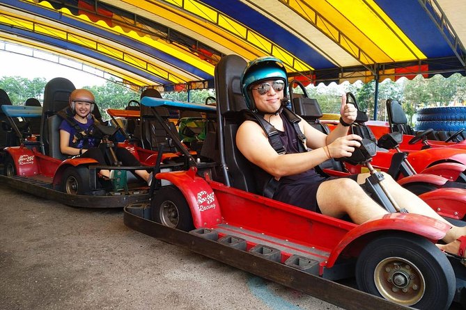 Batam Transport With Female Driver - Local markets, malls, and the parts you choose
