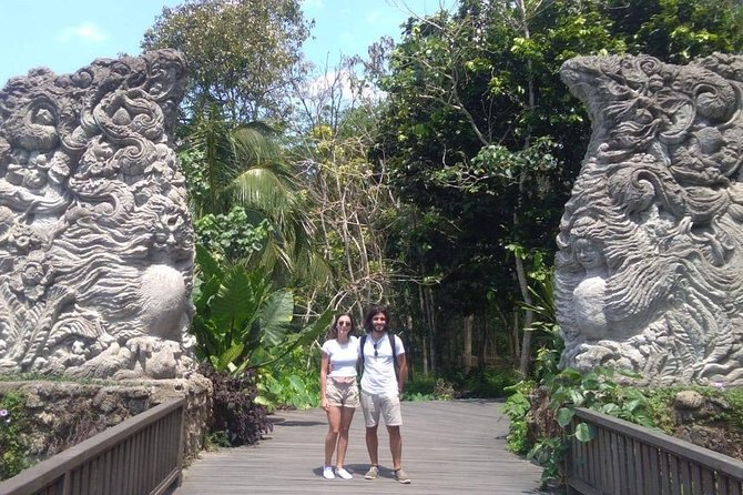 Best of Bali Jungle Swing with Ubud Sightseeing Tour - Sacred Monkey Forest and the macaques