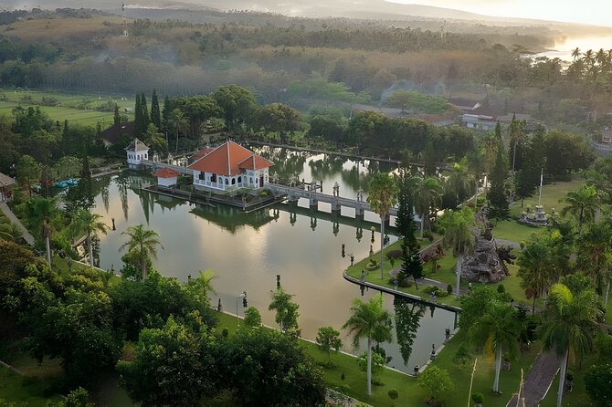 Best of The Gate of Heaven and East Bali Tour - Taman Ujung and Bali’s royal architecture
