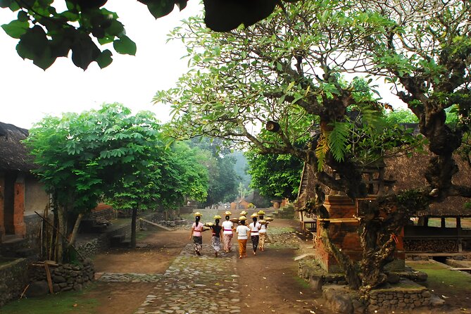 Best of The Gate of Heaven and East Bali Tour - An hour at Virgin Beach