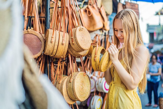 Best of Ubud Attractions: Private All-Inclusive Tour - Mas shows Bali’s wood-carving tradition