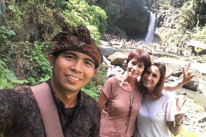 Best Of Ubud Tours - Tegenungan Waterfall adds the day’s most dramatic scenery