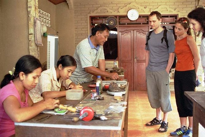 Best Ubud & Tanah Lot Excursion - Starting with Balinese woodcarving in Ubud