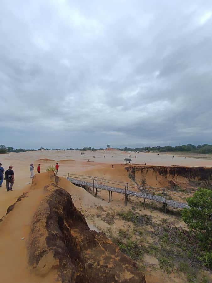 Bintan Desert And Blue Lake Private Tour - What the private visit feels like
