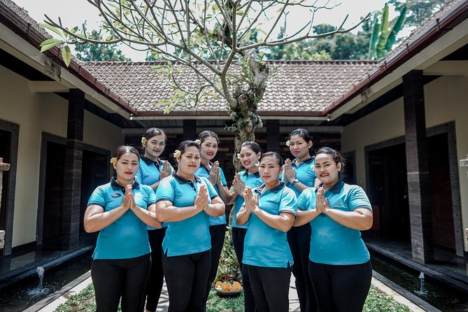 Body Massage Experience in Ubud Traditional Spa - The Balinese Bale Wantilan and herbal tea