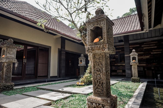 Body Massage Experience in Ubud Traditional Spa - Welcome drink, cold towel, and a simple consultation