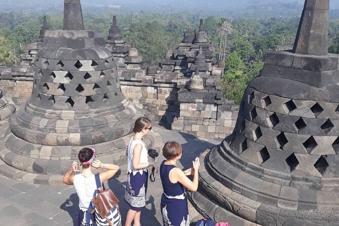 Borobudur ClimbUP guaranteed (sunrise option)& Prambanan Day Tour - The real cost is higher than $24.45
