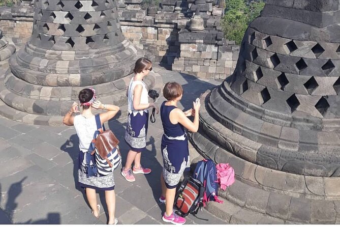 Borobudur ClimbUP guaranteed (sunrise option)& Prambanan Day Tour - Who will enjoy this tour most