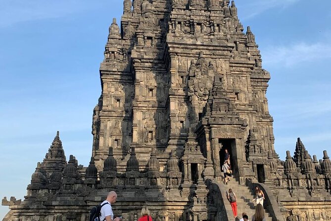 Borobudur ClimbUP guaranteed (sunrise option)& Prambanan Day Tour - What the Borobudur climb adds