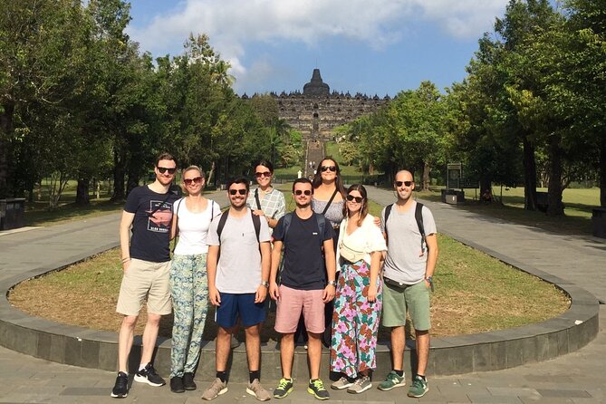 Borobudur Sunrise from setumbu Hill , Merapi Volcano & Prambanan Full Day Tour - Lunch and room for a personal choice