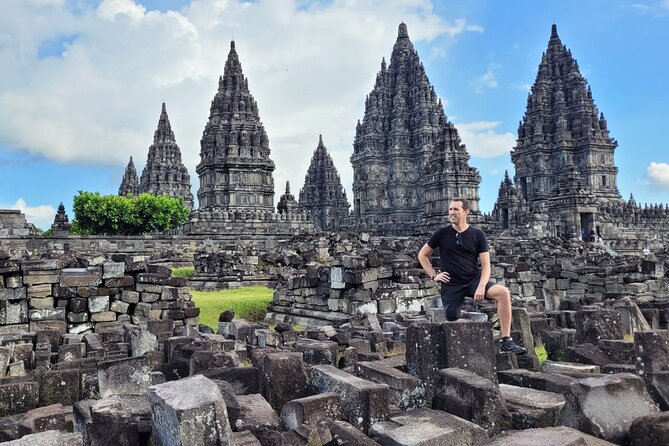 Borobudur Temple Climb To The Top & Prambanan Temple - 1 day tour - Food, coffee, and shopping are not part of the core package
