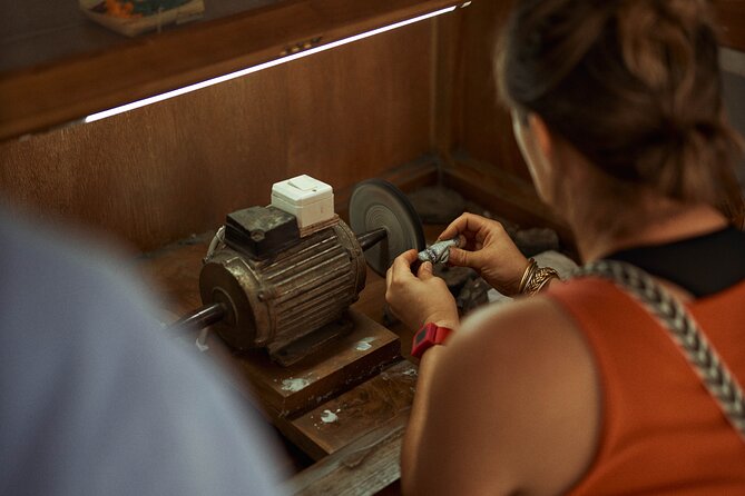 Canggu Silver Jewelry Making Class: Create Unique Silver Jewelry - Arriving at Stellar Jewelry Classes near Berawa Beach
