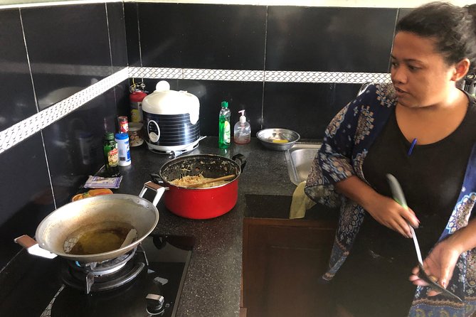 Cooking class in the comfort of your own personal villa. Yes, I'll come to you! - Indonesian dishes worth learning