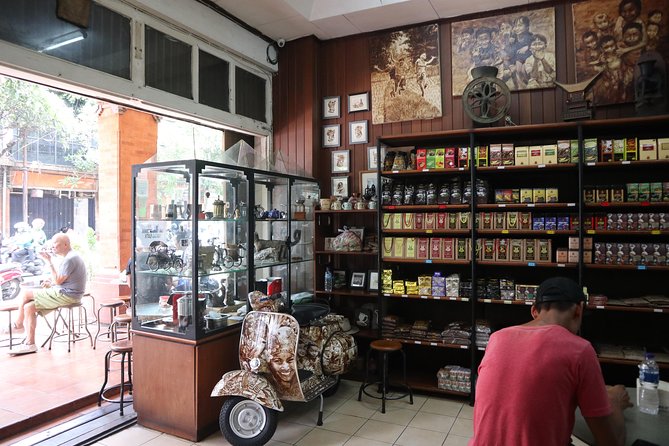 Denpasar City Food Tour (Day Tour) - The old cake shop and a final plate of nasi campur