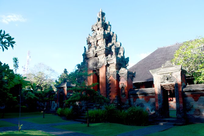 Denpasar City Half Day Tour Packages - Reading Denpasar through Badung Market