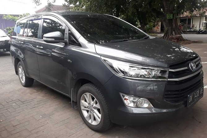 Departure Transfer from Seminyak, Kerobokan to Bali Airport (DPS) - The private car is best for small groups