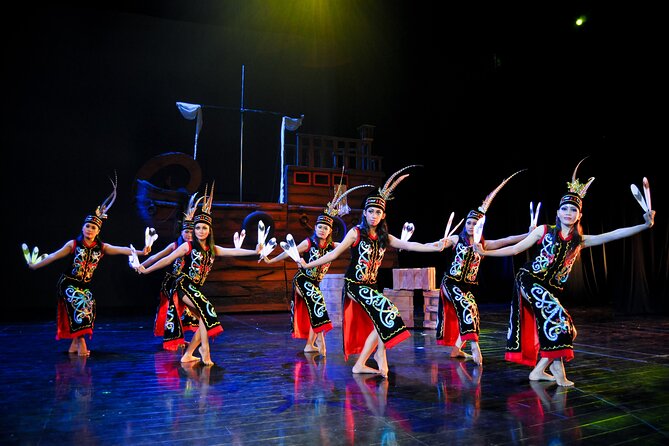 Devdan Treasure of the Archipelago Show with Transfer from Bali - What happens during the 7:30 pm performance