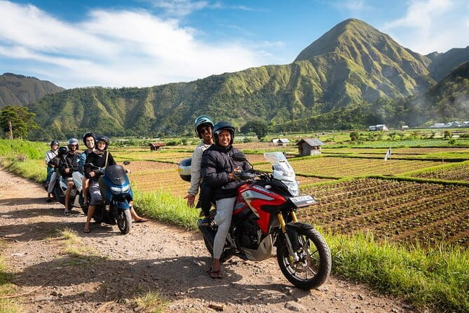 Dirt Bike Adventure at Kuta Lombok - Goa Kotak: the longest photo stop