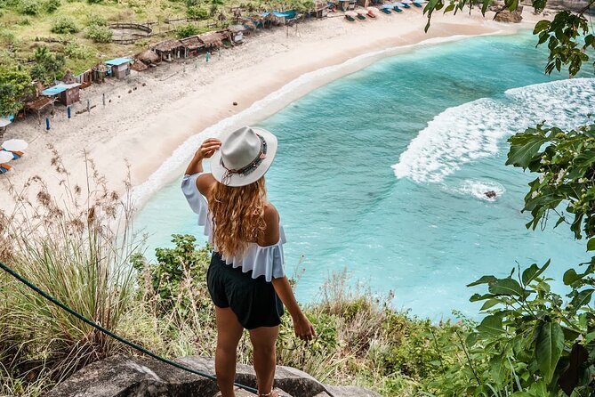 East Nusa Penida With Tembeling Beach Natural Pool - Private tour - Tree House and Thousand Island viewpoints