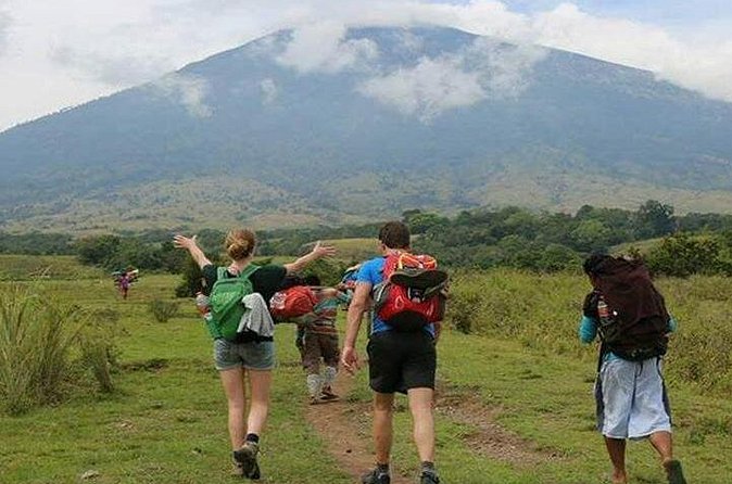 Explore Mount Rinjani To Summit, Lake & Hot Spring (3D 2N) - Down to the crater lake and hot springs