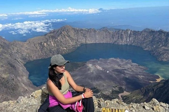 Explore Mount Rinjani To Summit, Lake & Hot Spring (3D 2N) - What the $180 price really covers