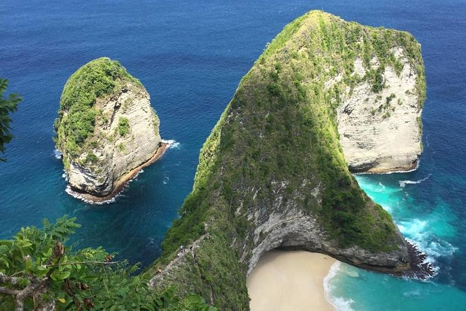 Explore The Nusapenida island In one Day - Angel Billabong and the first coastal views