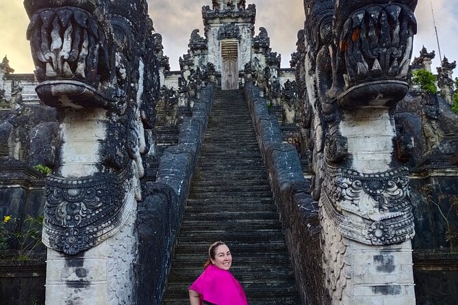 Full Day Gate Of Heaven Bali Instagram Tour - Lempuyang Temple and the famous split gate