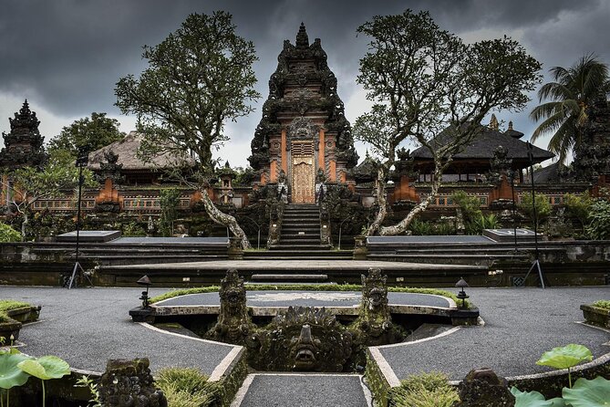Full-Day Highlights and Best of Ubud Village - Indonesian lunch in Ubud village