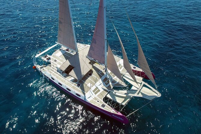 Full day Lembongan Island Catamaran Cruise with BBQ Lunch - Who should book this experience