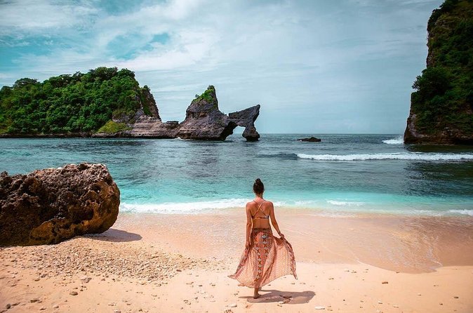 Full Day Private Tour to Nusa Penida Underground Temple from Bali - What the private format really adds