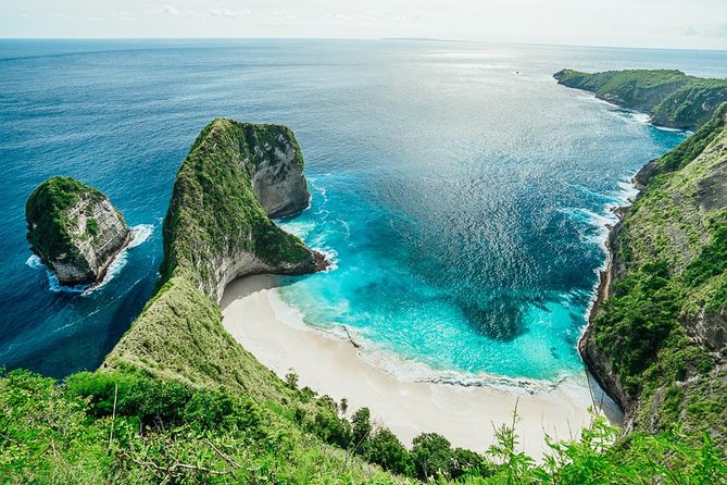 Full-Day Tour To Nusa Penida Bali - Lunch, water, and what the $150 price covers