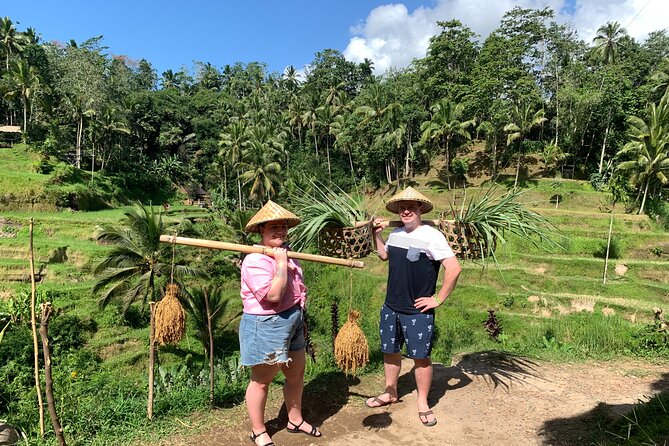Full Day – Ubud Art Village and Mount Batur Kintamani with Lunch - Tohpati batik: watching cloth become art
