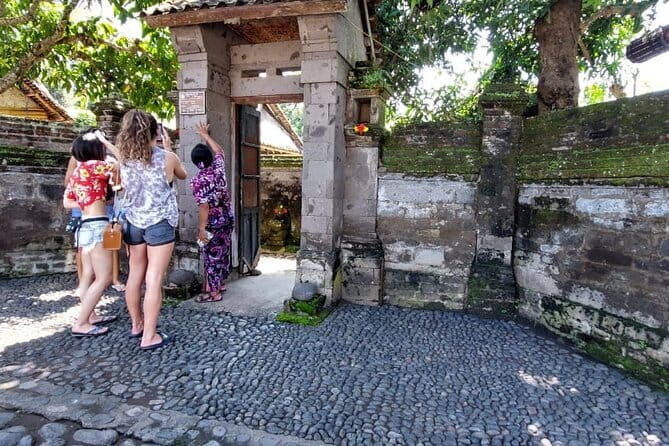 Full-Day Ubud Village including Mt Batur Tirta Empul and Sightseeing Tour - Mount Batur above 1,000 meters