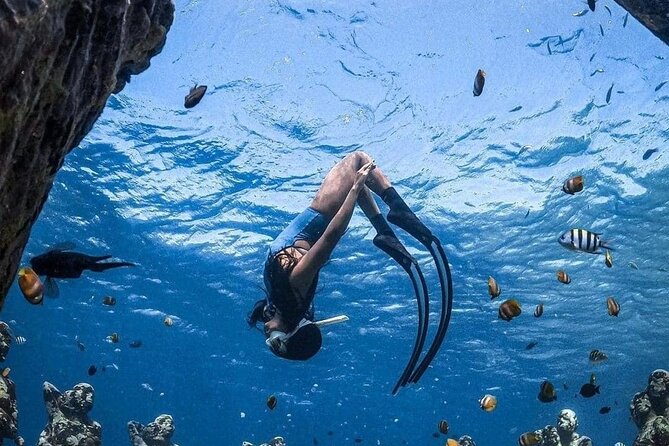 Gili Air: Snorkeling 3 Gili Islands with GoPro Camera - Underwater sculptures near Gili Meno