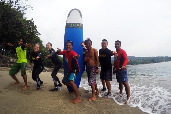 Group Surf Lesson Senggigi Lombok - Learning your board before entering the water