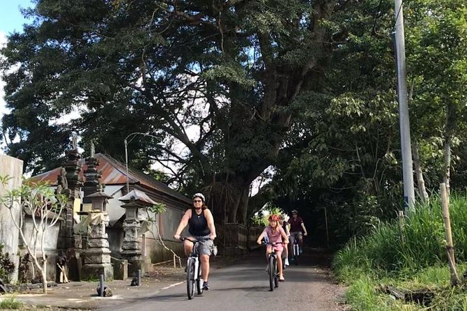 Half Day Cycling Tour ( Manual Bike ) - The long morning transfer to Abuan