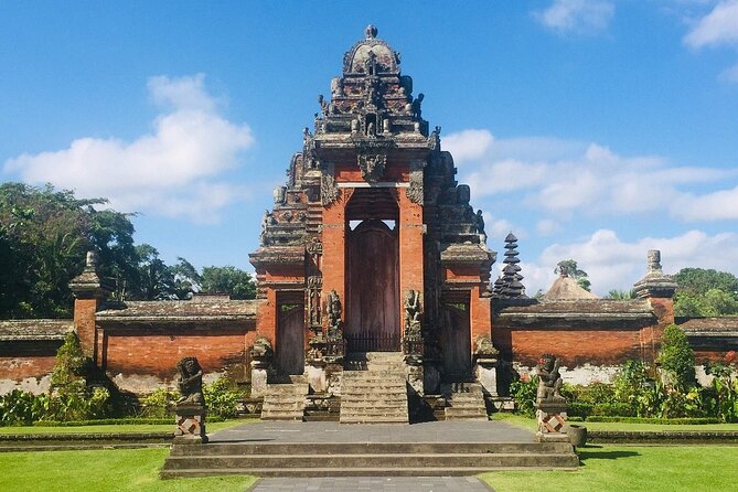 Half-Day Private Tanah Lot Sunset Tour - Taman Ayun: a calm opening at the royal garden temple