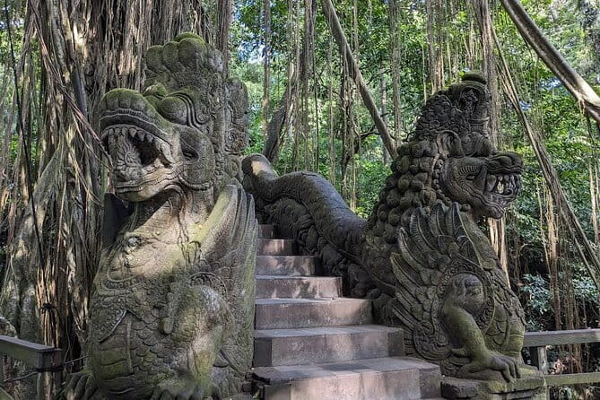 Half Day Ubud Village Private All Inclusive Tour - Two hours to browse Ubud Traditional Art Market