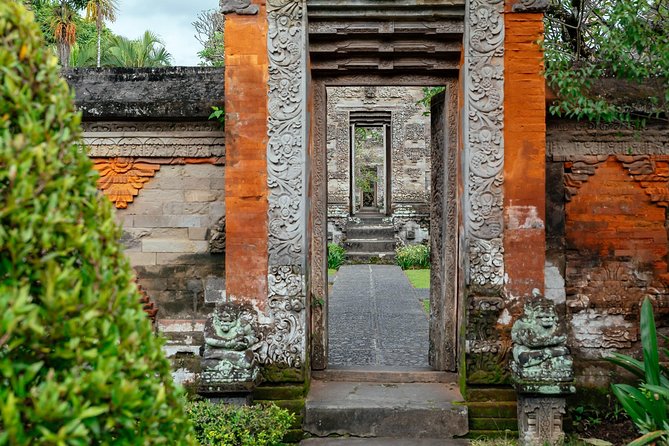 Highlights & Hidden Gems of Bali: Private City Tour - Why this Denpasar tour is different from a resort outing