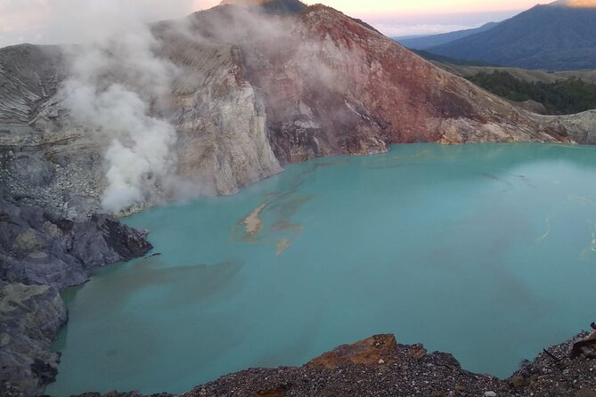 Ijen Crater Tour From Bali 1 Day - The late-night trip from Bali to Banyuwangi