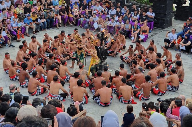 Incredible Uluwatu Temple Sunset & Kecak Fire Dance - Who should choose this private Uluwatu tour?