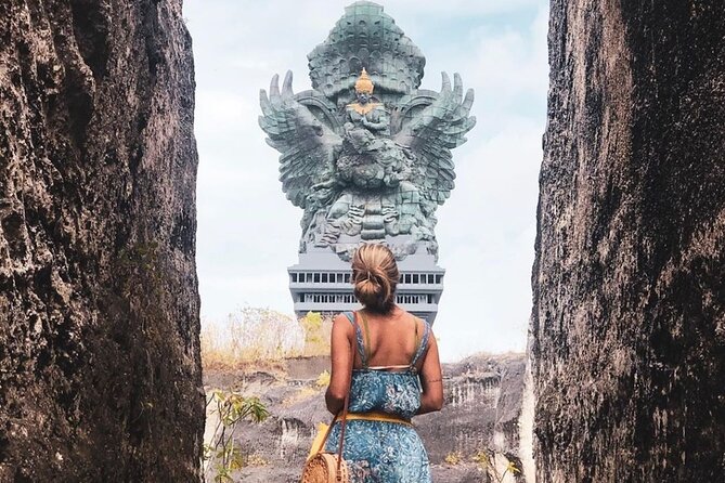 Indonesia: Garuda Wisnu Kencana - Balinese performances from 11:00 to 18:00