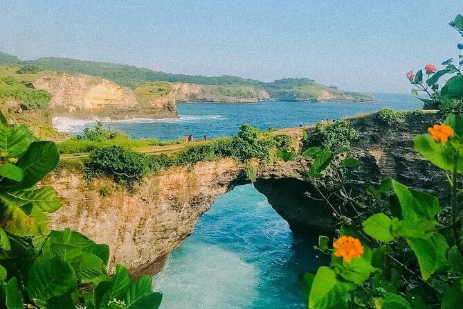 Instagram Iconic Nusa Penida Tour (All-Inclusive) - Guides, photos, and the human side of the day