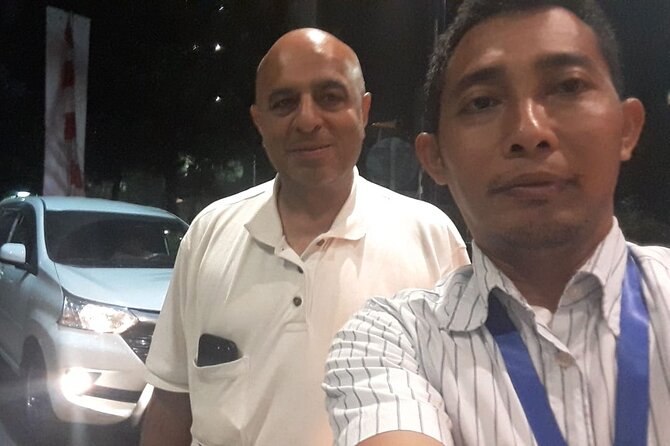 Jakarta Airport Transfer Service - The walk to the parking area