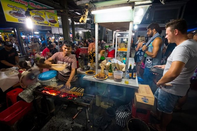 Jakarta Night Tour : Enjoyable Night time in Jakarta (Hotel Pick-up) - What the private vehicle adds
