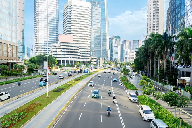 Jakarta Private Custom Walking Tour with A Guide - What the $37.36 price delivers