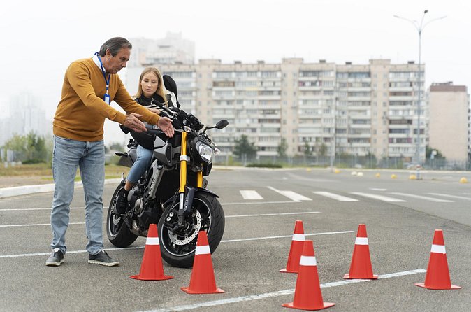 Jakarta Scooter Lessons and Motorcycle Lessons - Weather can change the plan