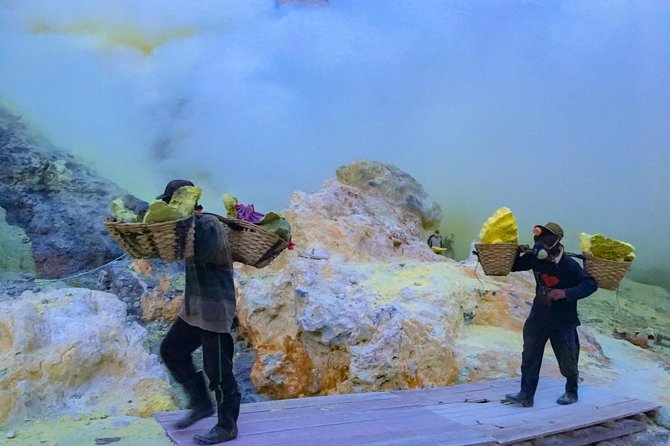 Kawah Ijen Blue Fire Tour - Share Package - Why the midnight departure is worth considering